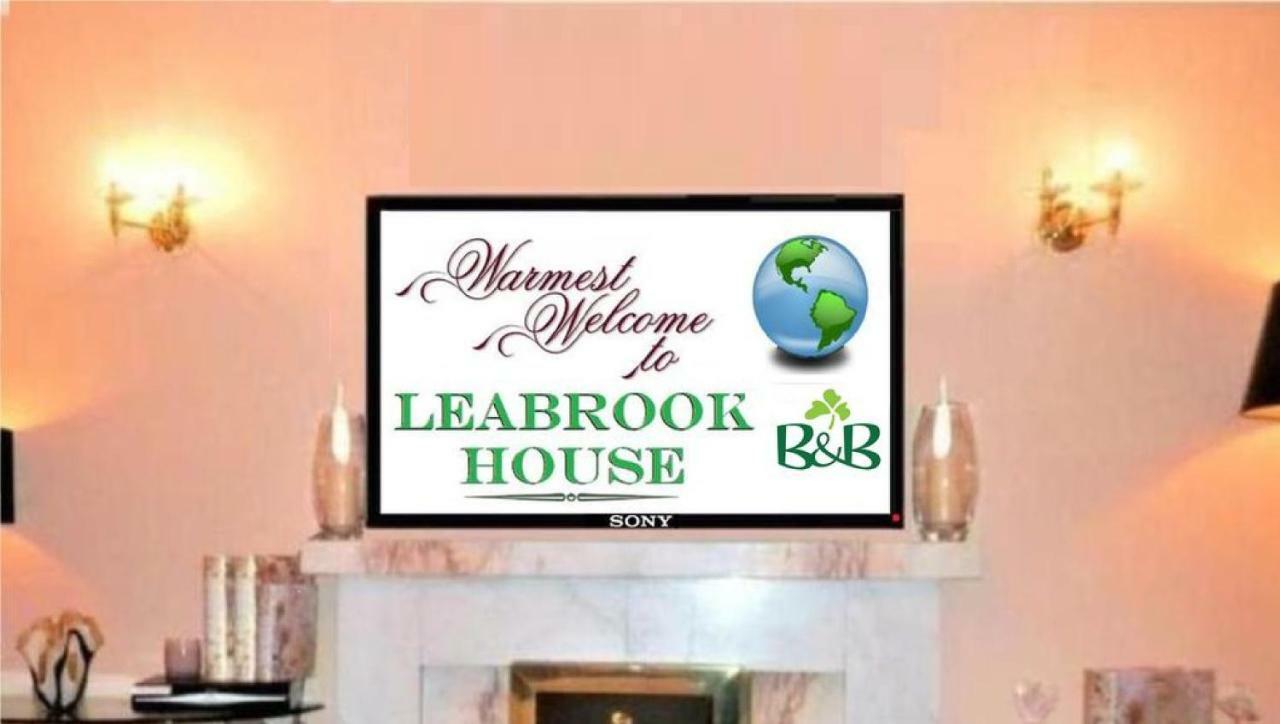 Leabrook House Acomodação com café da manhã Castlemaine Exterior foto