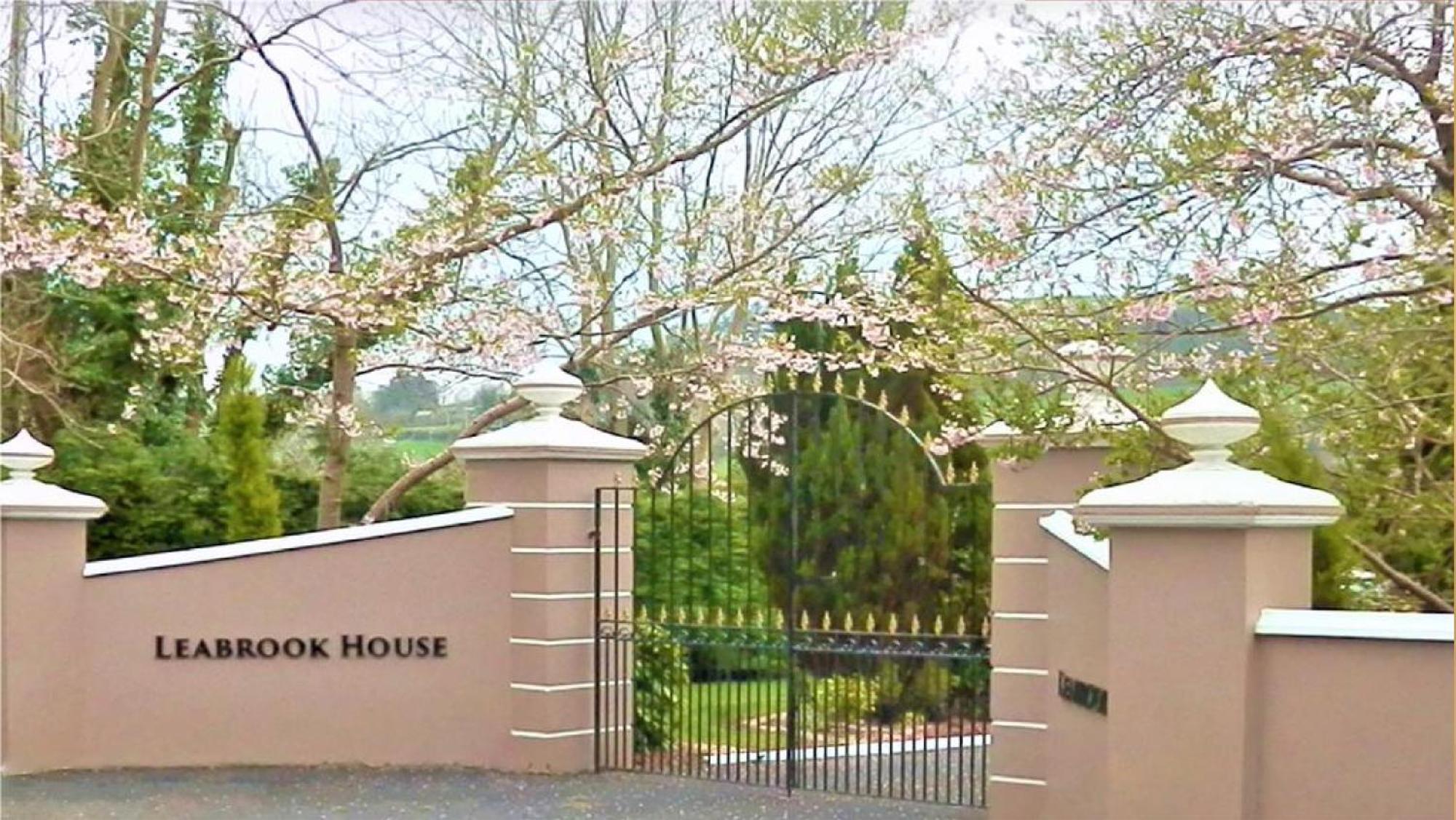 Leabrook House Acomodação com café da manhã Castlemaine Exterior foto